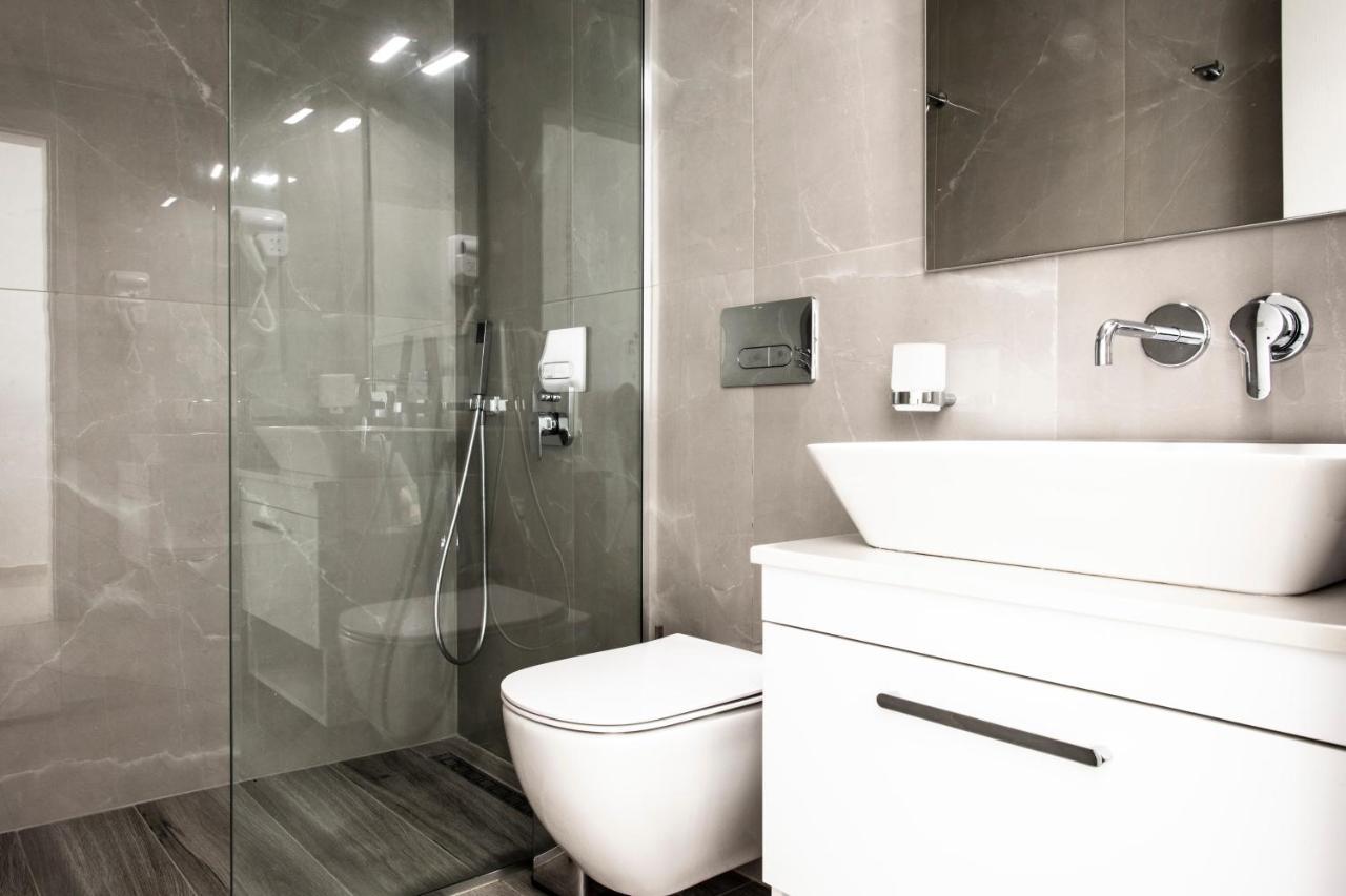 Ionio Rooms I Himare Buitenkant foto