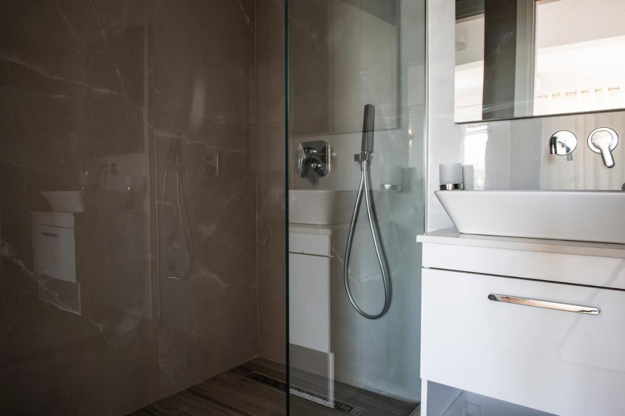 Ionio Rooms I Himare Buitenkant foto